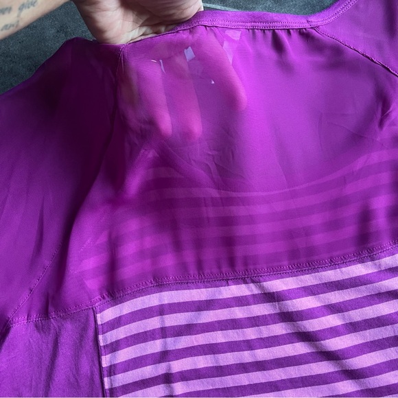 Torrid Women 2 Pink/Rose Striped Short Sleeve Lightweight Blouse NWT Sheer - Picture 6 of 6